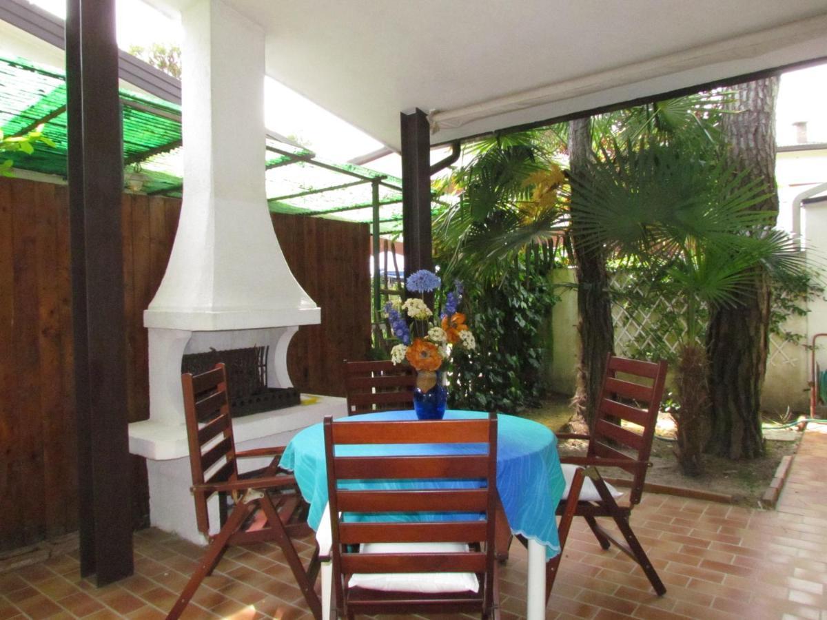 Beautiful Single With Spacious Private Garden - Place Included Villa Bibione